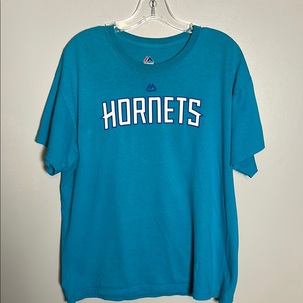 NBA Charlotte Hornets Majestic T-Shirt Men’s Size Large Teal Shirt 100% Cotton